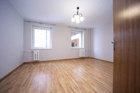 REZERWACJA Zadbane i rozkładowe 74,18 m2 Balkon II piętro WARTO