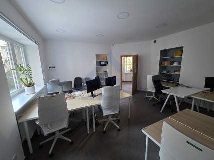 Ścisłe Centrum kamienica biurowa
