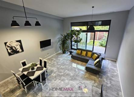 Nowoczesny, 2- poziomowy loft z ogródkiem 
