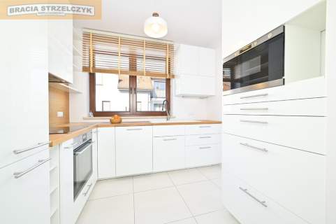 Wilanów. 85m2. 4 sypialnie. Miejsce postojowe
