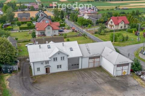 Gotowy kompleks serwisowo-biurowy w Lubzinie 
