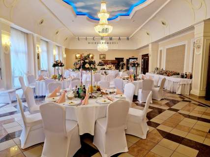 Obiekt hotelowy z salami bankietowy i SPA