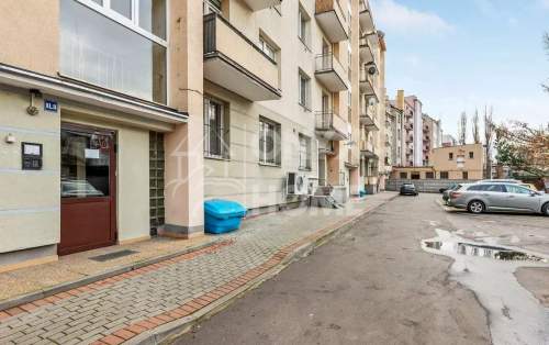Lokal 115 m2,parter,witryna-Świetojańska Gdynia