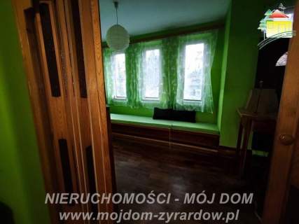 Zadbany dom dwurodzinny w dobrej lokalizacji.