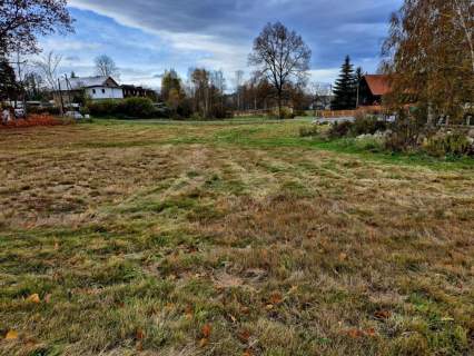 PIĘKNA DZIAŁKA/ STUDIA GŁĘBINOWA/POZWOLENIA/70X40M