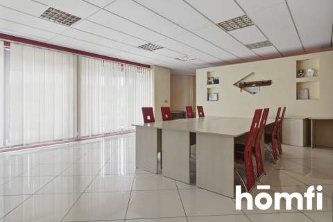 Kompleks budynków biurowo-magazynowych
