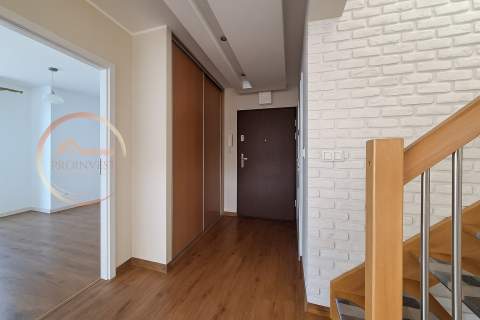 Zielonka, garaż, ogródek, 5 pokoi, teren zamknięty