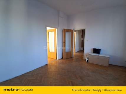 3 pokoje w przedwojennej kamienicy / Ujazdów