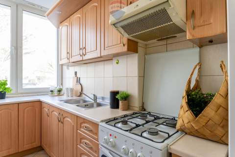 2 pokoje w centrum Warszawy CISZA, ZIELEŃ, BALKON 