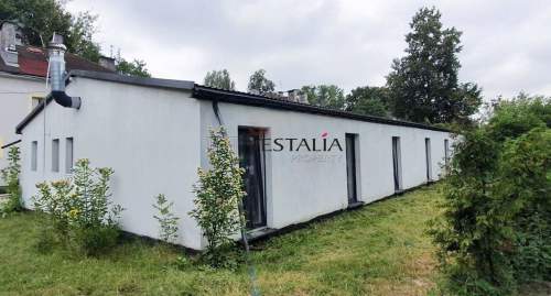 Budynek 10 kawalerka 211 m 673 m działki