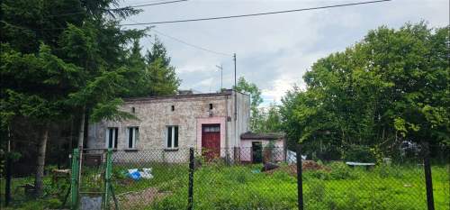Działka budowlana z domem do rozbudowy- Środula