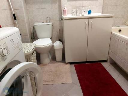 Czteropokojowe mieszkanie z balkonem