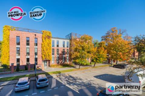 4-pokoje, ul. Słowackiego, obok Garnizonu.