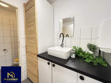 Lokal 200m/Świętojańska, 2poziomowy, gotowy biznes