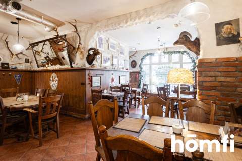 Kamienica z częścią noclegową i restauracją