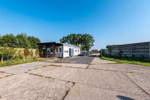 Obiekt na sprzedaż, 550 m2, Deszczno
