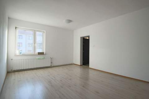Atrakcyjny lokal na Ursusie - 187 m2 od zaraz