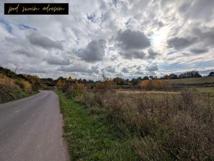 Działka pod zabudowę mieszkalno-usługową