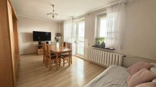 Mieszkanie 3 pokoje, 75m2,balkon,garaż murowany,działka 5a,Garbów