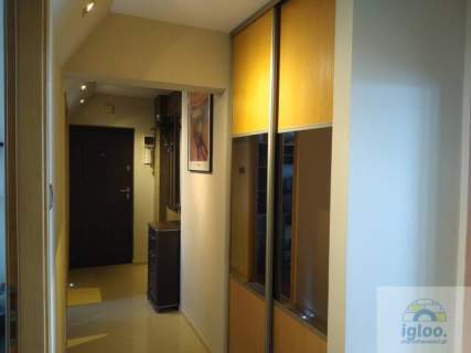 Po remoncie 3-pokoje -Winda- Balkon -Parking- os.Sady