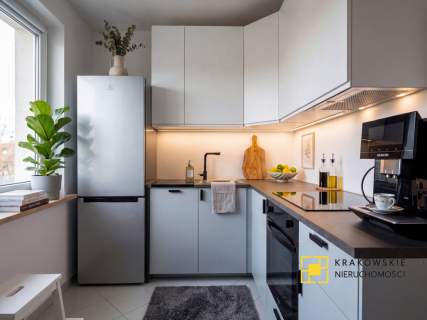 IDEALNY UKŁAD/2 POKOJE ODDZIELNA KUCHNIA I BALKON
