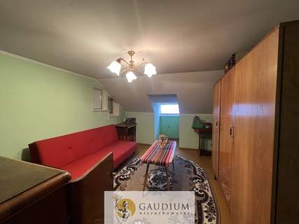 Kamienica w centrum Gniewu z ogródkiem i garażem