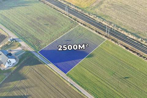 Działka 2.500 m , możliwość zabudowy mieszkaniowej