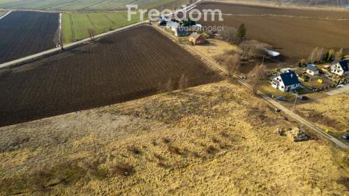 Działka budowlana 959m2   ok. 25 minut do Gdańska