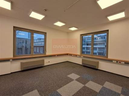 Nieruchomość komercyjna do wynajęcia, 627 m2, Warszawa