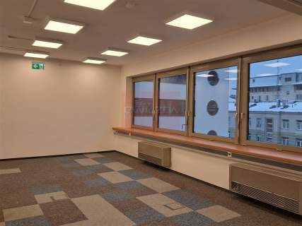 Nieruchomość komercyjna do wynajęcia, 627 m2, Warszawa