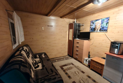 Działka ROD o pow.300m2 Domek letniskowy z poddaszem