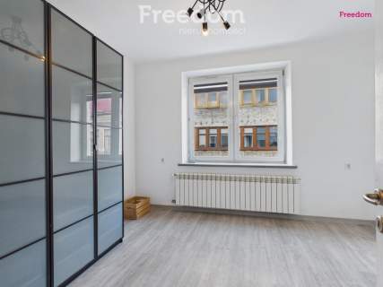 Klimatyczne 3 pokoje w kamienicy w centrum Radomia