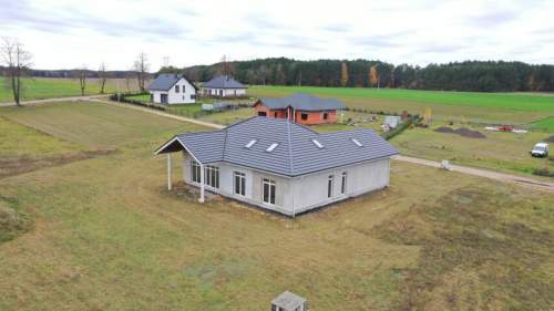 Nowoczesny dom blisko miasta