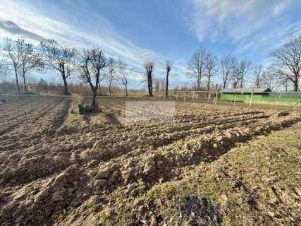 Mieszkanie 3 pokoje, 75m2,balkon,garaż murowany,działka 5a,Garbów
