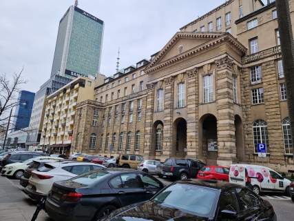 Biuro w kamienicy do wynajęcia Śródmieście.