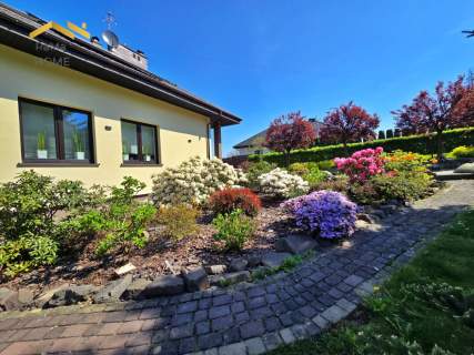 Komfortowy dom 188m2 - garaż, biuro, piękny ogród