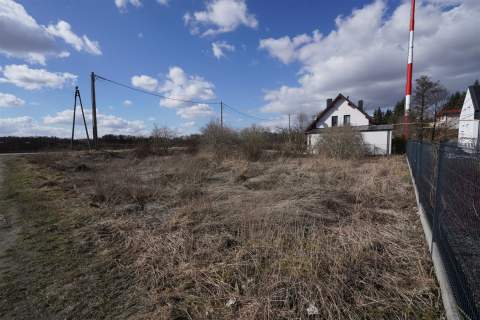 DZIAŁKA Z WARUNKAMI ZABUDOWY POD BLIŹNIAK