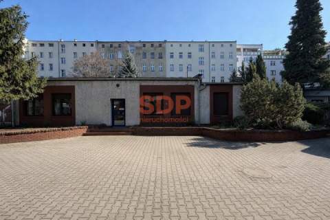 Lokal biurowo-usługowy 100 m2 / blisko pl. Grunwaldzkiego
