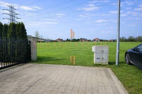 DZIAŁKA BUDOWLANA MPZP 1776M2 UL. KRĘTA