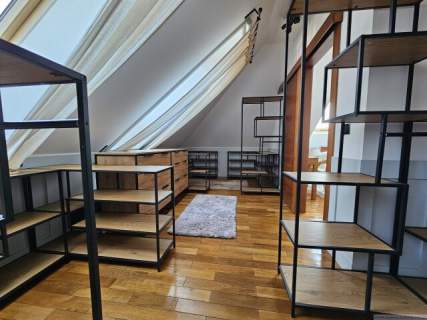 Nietuzinkowa i urokliwa rezydencja tuż obok LG