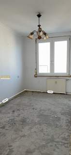 Mieszkanie 48 m2 4 piętro 3 pokoje centrum