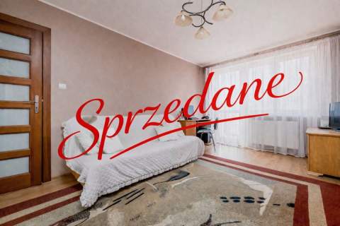 os. Mickiewicza 48m2 2 pokoje z balkonem