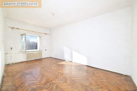 Kawalerka, Mokotów, Łazienki Królewskie, Tramwaj