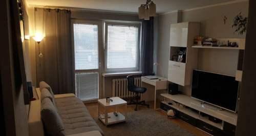 2 pokoje po remoncie, balkon francuski, al. Pokoju