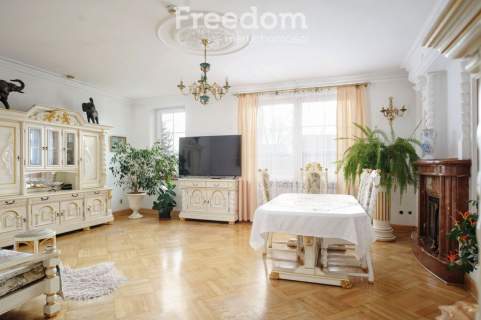 Dworek przy Tężni z apartamentami