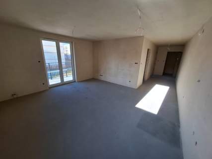 Bezczynszowe 57,80 m2 1 piętro i duży balkon