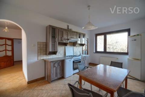 5 osobnych pokoi, bliźniak na dużej działce 1087m2