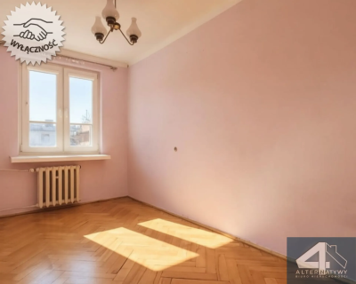 Mieszkanie o pow. 53,2m2 do remontu.
