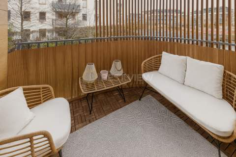 Wysoki standard Nowoczesny design Loggia