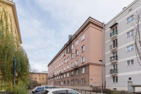 Plac Hallera 2 pokoje ciche cegła h 2,75m